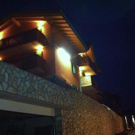 Relais Fior Di Bosco Aparthotel Folgaria Kültér fotó